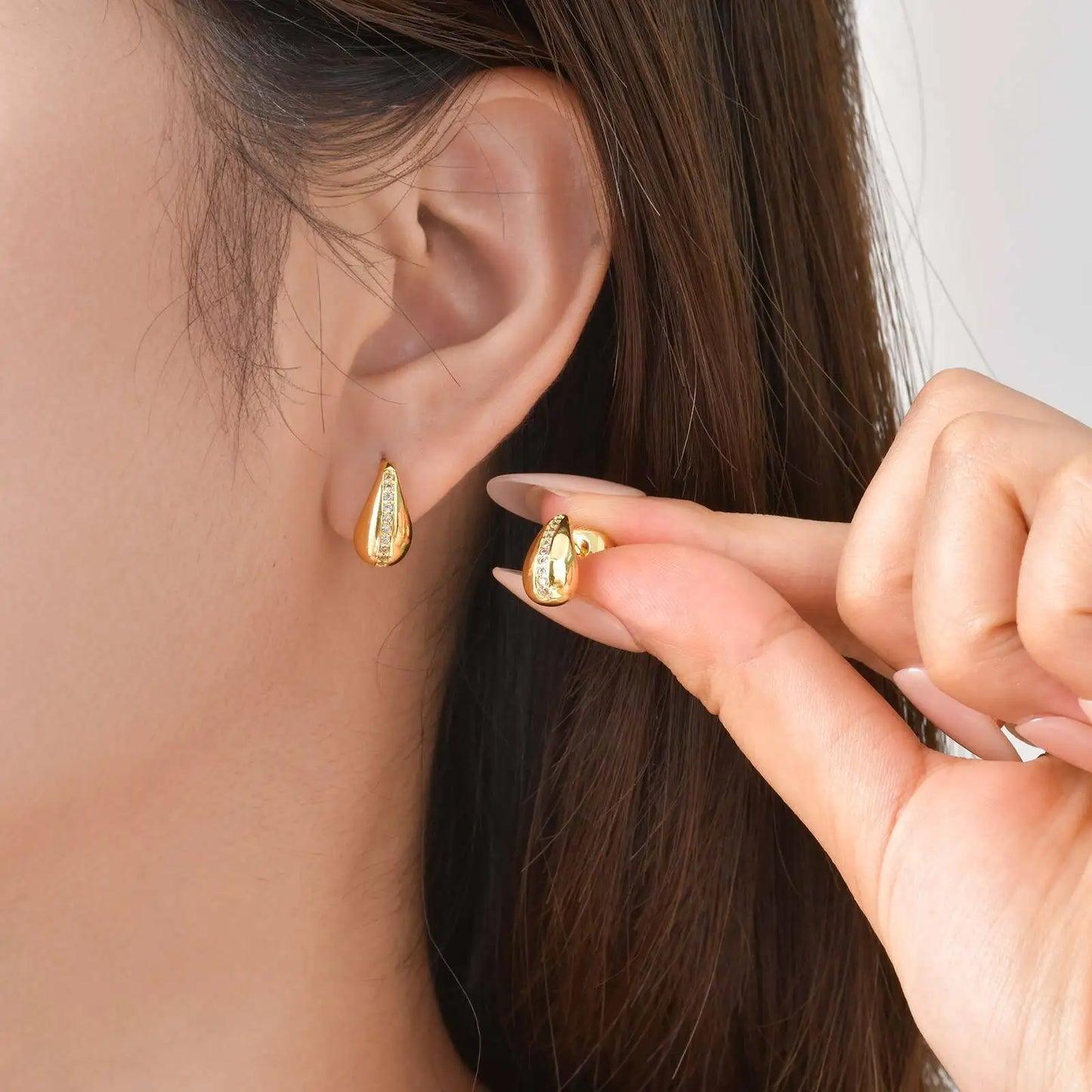 Teardrop Gold Plated Earrings for Women, Zirconia Water Droplet Stud Earring, Birthday Wedding Party Jewelery