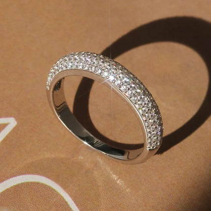 Huitan Luxury Micro Pave Zirconia Finger Ring Bridal Wedding Band Jewelry Women Gorgeous Silver Color Accessories for Engagement