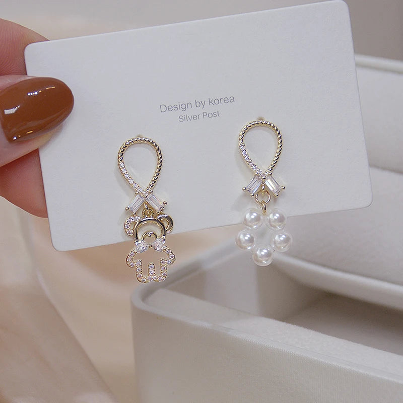 Cute Tiny Bear Asymmetry Pearl Crystal Earring for Women 14K Real Gold Micro Inlaid Zircon Stud Earrings Daily Jewelry Pendant