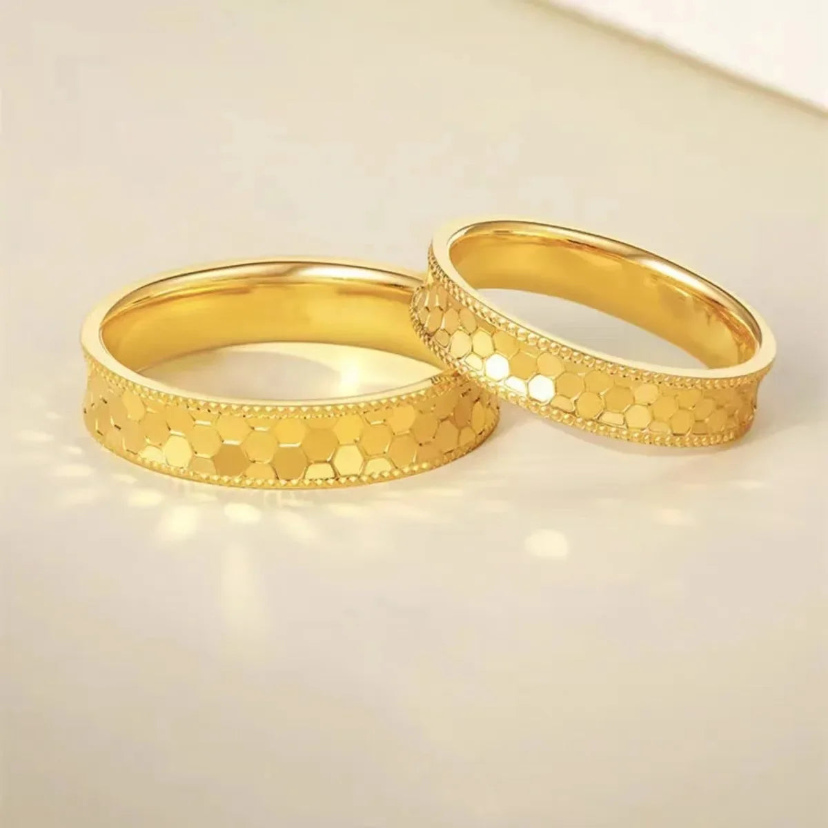 Pure Gold Color Shine Honeycomb Ring for Couple Wedding Ring Women Men Real Dubai Sand Gold Trendy Lover Rings Fine Jewelry