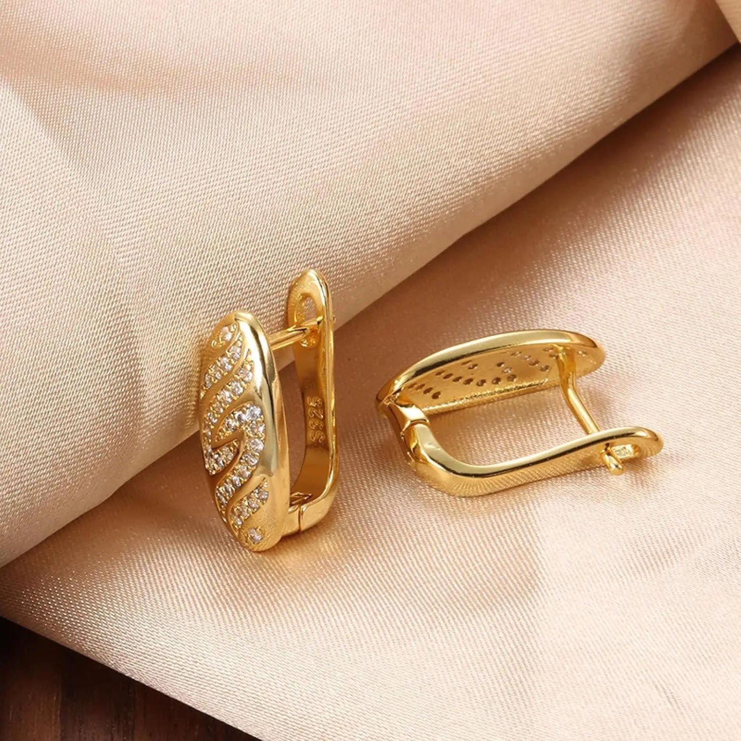 Women's Earrings Girls Jewelry Earrings Gift Luxury Leaves Drop Earrings Delicate