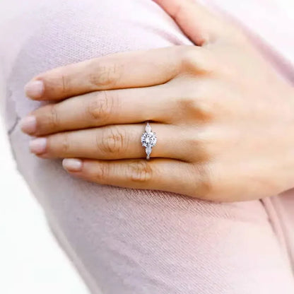 Trumium 925 silver ring Engagement Rings for Women Classic Round Cut  Promise Rings for Her Best Gift Wedding bands Jewelry