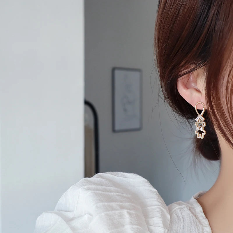 Cute Tiny Bear Asymmetry Pearl Crystal Earring for Women 14K Real Gold Micro Inlaid Zircon Stud Earrings Daily Jewelry Pendant
