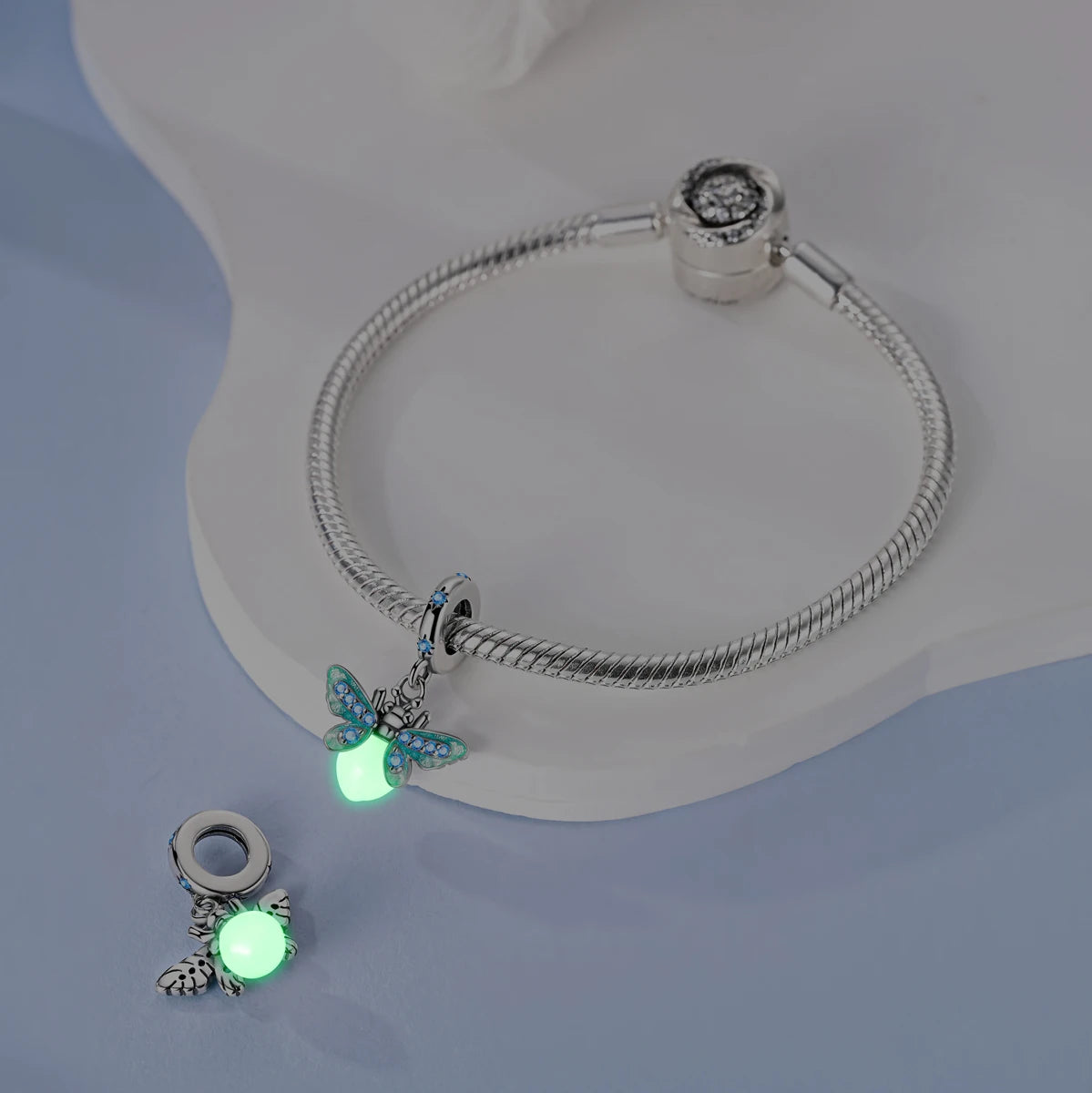 Glow-in-the-dark Fireflies Dangle Charm Bead Fits 3mm Bracelet Bangle Necklace For Women Pendant Luxury DIY Jewelry Making Gifts
